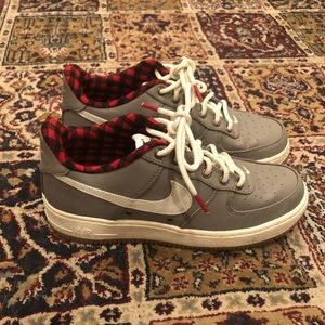 Wmns Nike Air Force 1 LV8 Grey & Plaid Sneakers